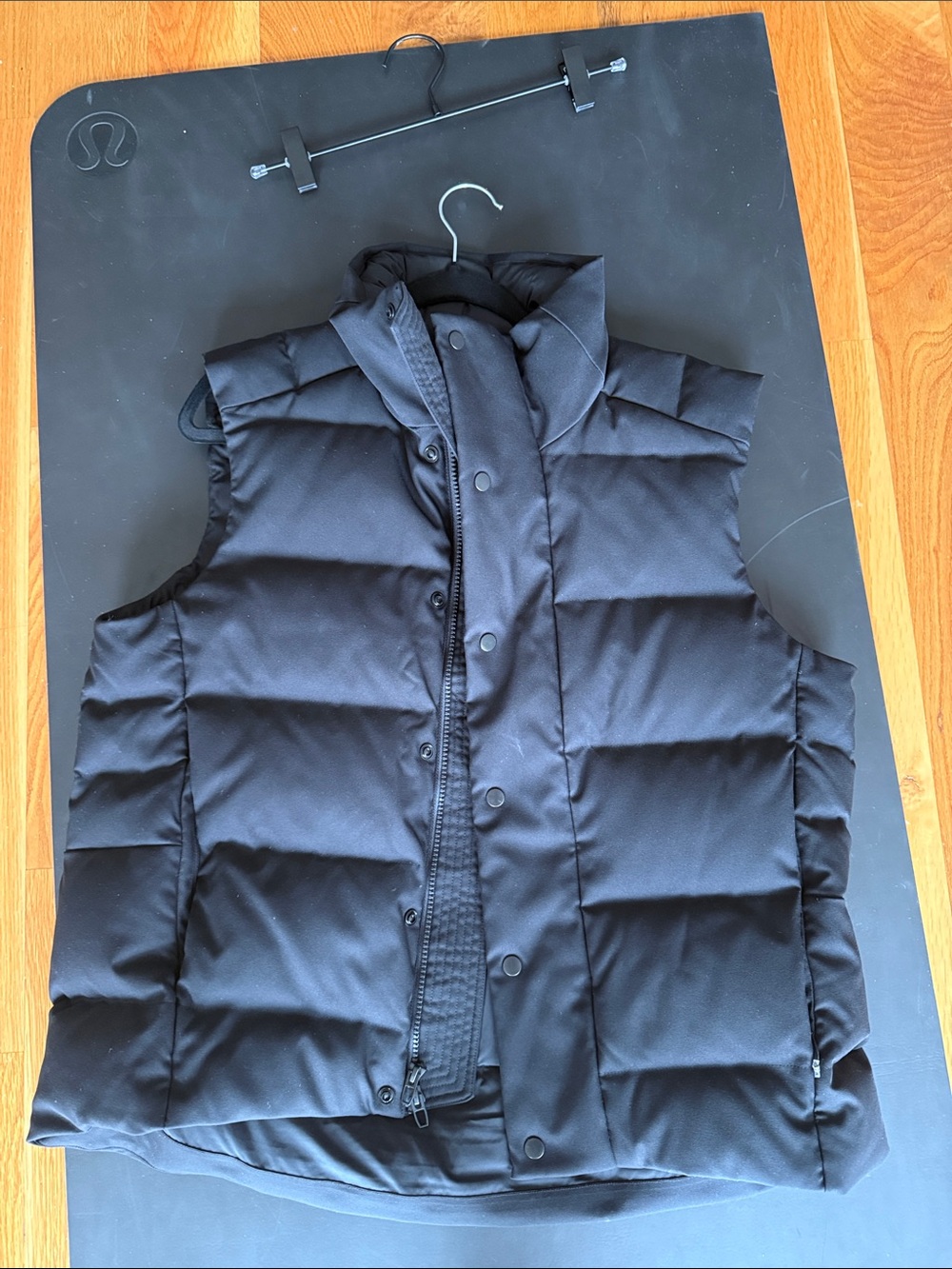 lululemon athletica Men's Black Quilted Puffer Vest
